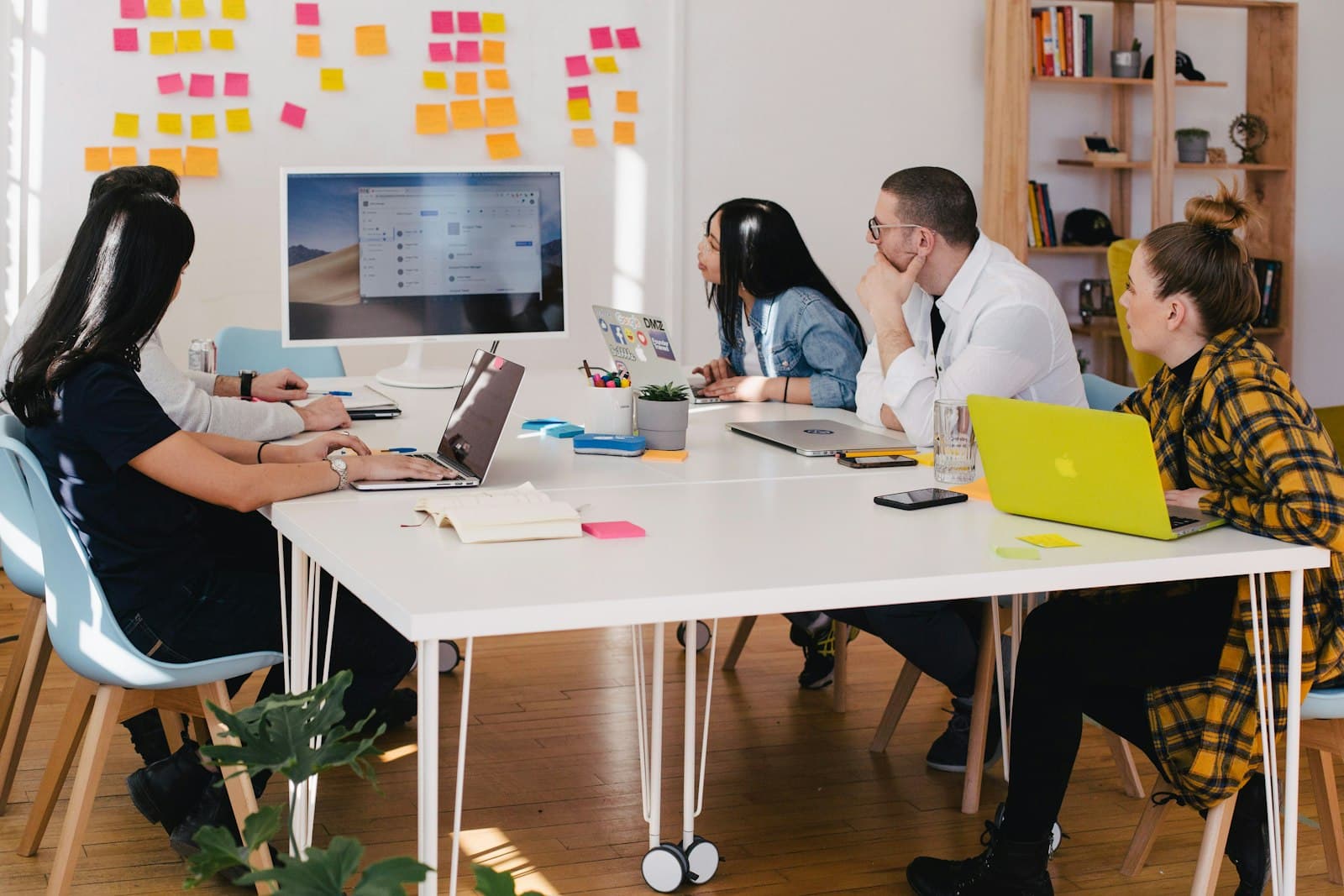 A Trainistan trainer running a live session with a small group
